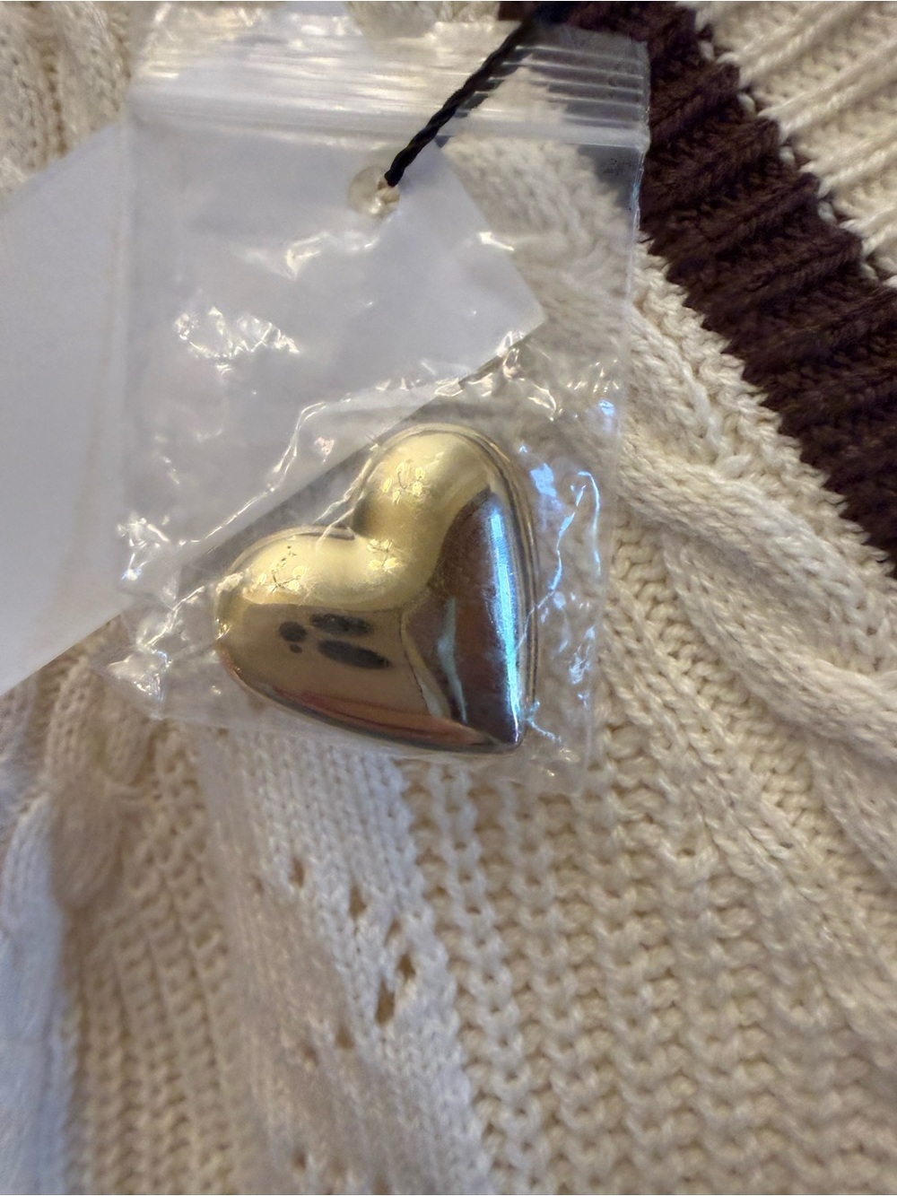 NWT Size S Academia Cable Knit Cardigan Built-In White Blouse Gold Heart Buttons - Picture 5 of 9